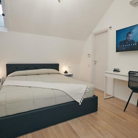 Sant'Andrea Penthouse By Montenapoleone Living ミラノ エクステリア 写真